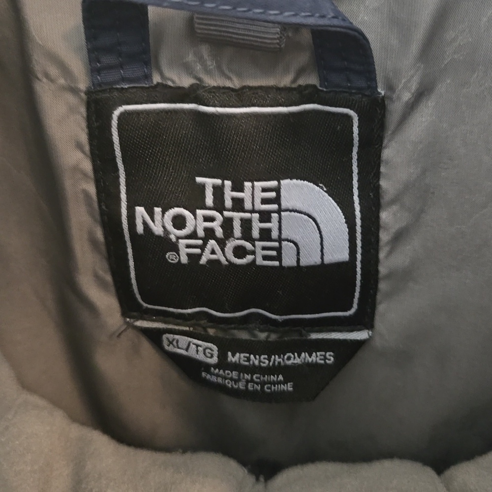 The North Face Men's Navy Hyvent Jacket. No Hood Size XL - Picture 4 of 5